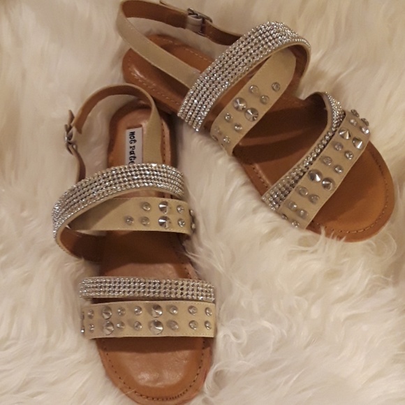 Not Rated Shoes - FINAL SALE NWOT SUPER CUTE BLINGY SANDALS
